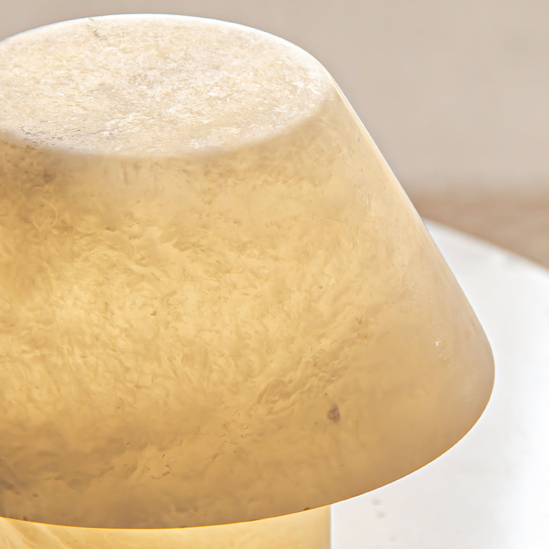 The Alïa - cloud marble table lamp