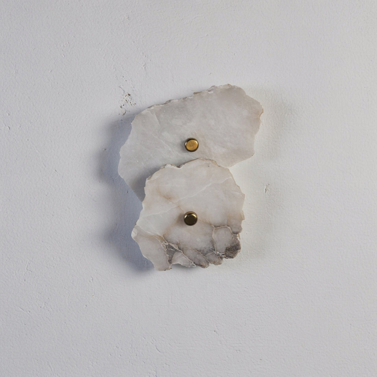 The Nuvia - Natural alabaster marble light